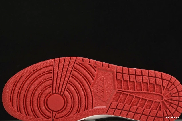 Retro Jordan  Low   705329-600  Chicago 1 (2016) 1103